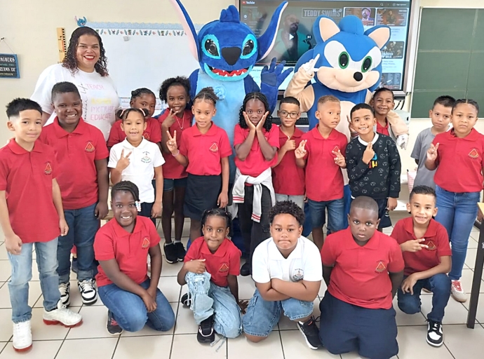 Scol Basico Xander Bogaerts ta yuda tur mayor cu no por haci inscripcion online